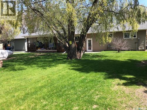 727 4Th Street, Canora, SK - Outdoor