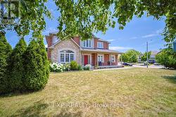 2 CARLSON PLACE Clarington, ON L1C 5P6