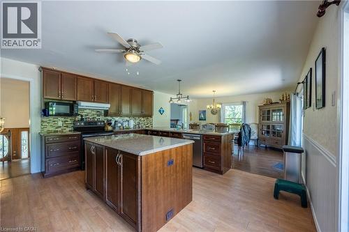 6 Dedrick Road, Port Rowan, ON - Indoor Photo Showing Kitchen