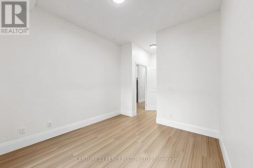 102 - 57 Upper Duke Crescent, Markham, ON - Indoor Photo Showing Other Room