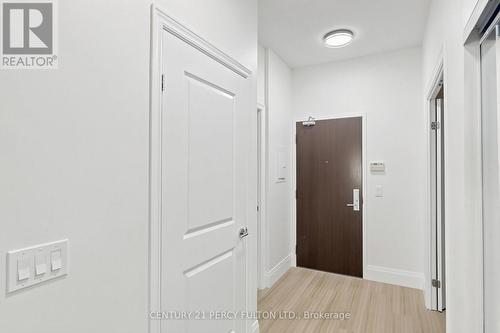102 - 57 Upper Duke Crescent, Markham, ON - Indoor Photo Showing Other Room
