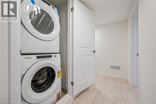 525 Erinbrook Drive Unit# C052, Kitchener, ON - Indoor Photo Showing Laundry Room
