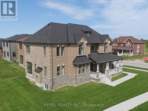 63 Wood Crescent, Essa, ON 
