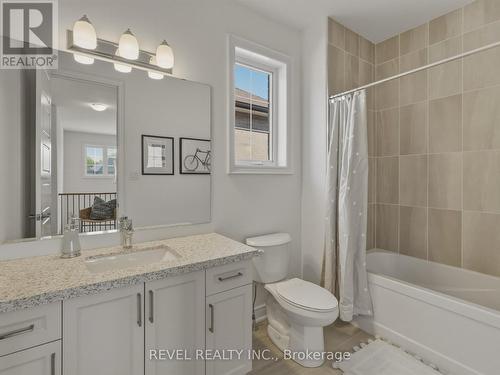 63 Wood Crescent, Essa, ON 