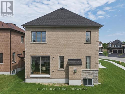 63 Wood Crescent, Essa, ON 