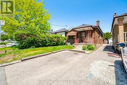 63 CHAMBERLAIN AVENUE Toronto, ON M6E 4J9
