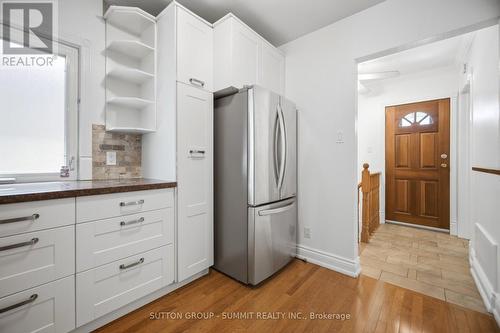 63 Chamberlain Avenue, Toronto, ON 