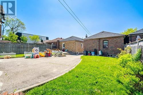 63 Chamberlain Avenue, Toronto, ON 
