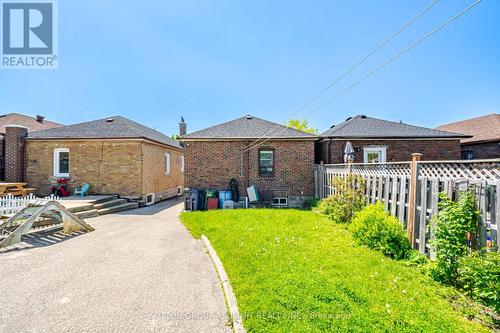 63 Chamberlain Avenue, Toronto, ON 