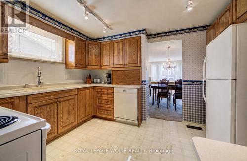 51 Underhill Crescent, Kitchener, ON - Indoor Photo Showing Kitchen