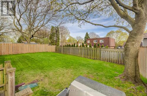 51 Underhill Crescent, Kitchener, ON - Outdoor