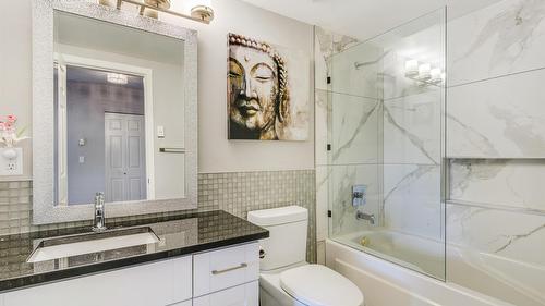 115-1156 Sunset Drive, Kelowna, BC - Indoor Photo Showing Bathroom