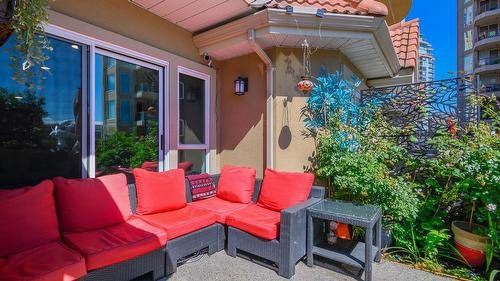 115-1156 Sunset Drive, Kelowna, BC - Outdoor With Deck Patio Veranda