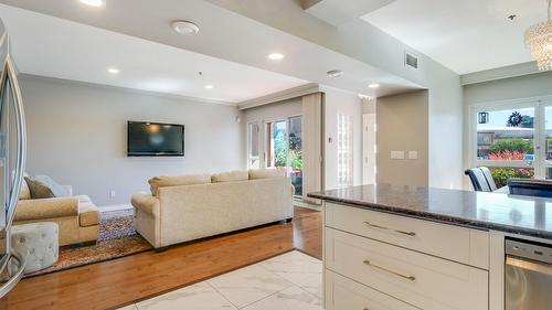 115-1156 Sunset Drive, Kelowna, BC - Indoor