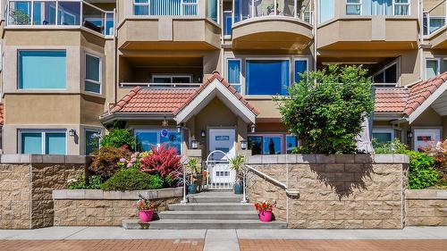 115-1156 Sunset Drive, Kelowna, BC - Outdoor With Facade