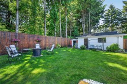 6421 Portsmouth Rd Nanaimo, BC V9V 1A3