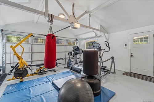 324 Chester Rd, Qualicum Beach, BC 