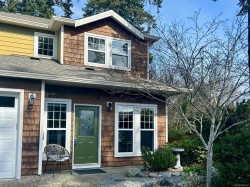 #12-4530 Pipeline Rd Saanich, BC V8Z 7Y6