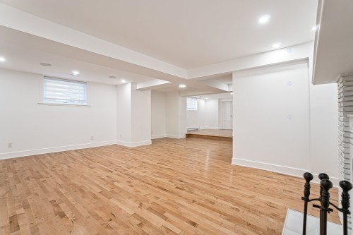 Salle familiale - 652 Av. Roslyn, Westmount, QC - Indoor Photo Showing Other Room