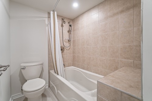 Salle de bains - 652 Av. Roslyn, Westmount, QC - Indoor Photo Showing Bathroom