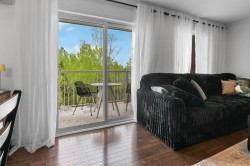 Salon - 