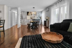 Salon - 