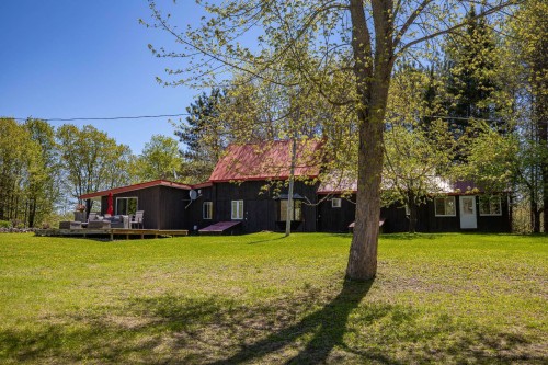 Photo aérienne - 177 Ch. De La Rouge, Huberdeau, QC - Outdoor With Deck Patio Veranda