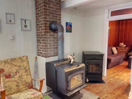 Cuisine - 153 Route Principale, Saint-André-De-Restigouche, QC - Indoor With Fireplace