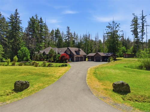 990 View Rd, Qualicum Beach, BC 