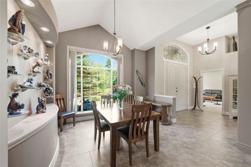 990 View Rd, Qualicum Beach, BC 