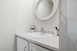 Powder room - 