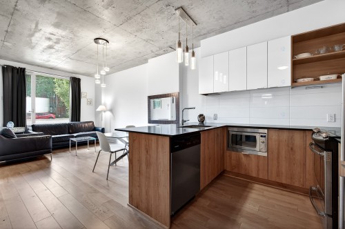 Vue d'ensemble - 109-1800 Boul. René-Lévesque O., Montréal (Ville-Marie), QC - Indoor Photo Showing Kitchen