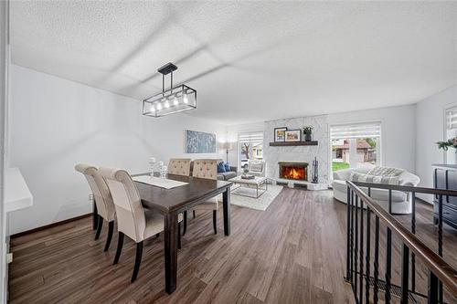 11 Arbor Grv, Winnipeg, MB 