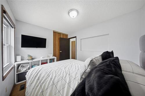 11 Arbor Grv, Winnipeg, MB 