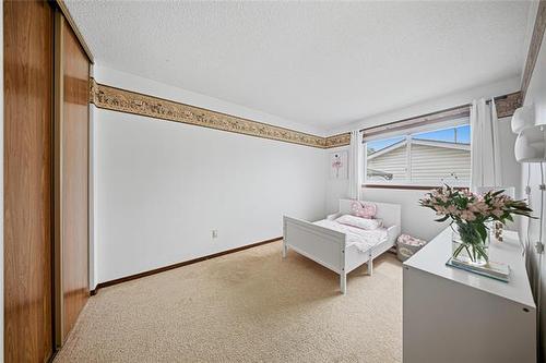 11 Arbor Grv, Winnipeg, MB 