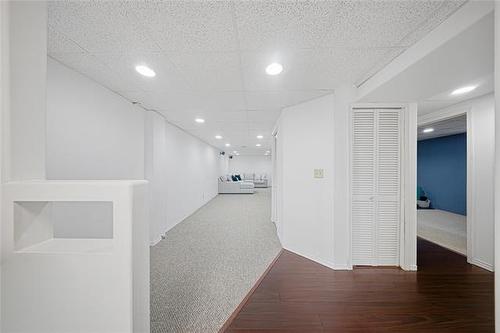 11 Arbor Grv, Winnipeg, MB 