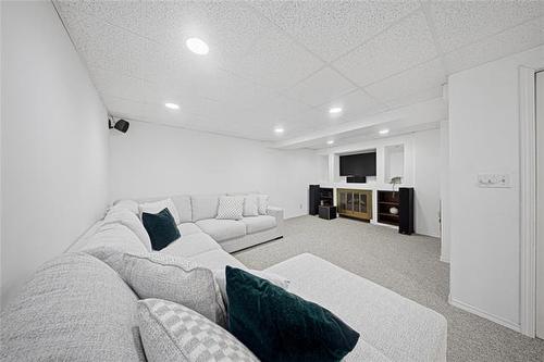 11 Arbor Grv, Winnipeg, MB 