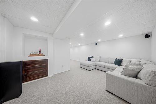 11 Arbor Grv, Winnipeg, MB 
