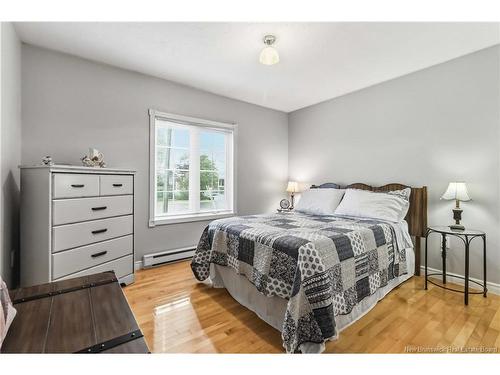 99 Fairview Knoll Dr, Moncton, NB 
