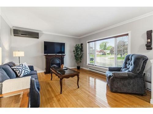 99 Fairview Knoll Dr, Moncton, NB 