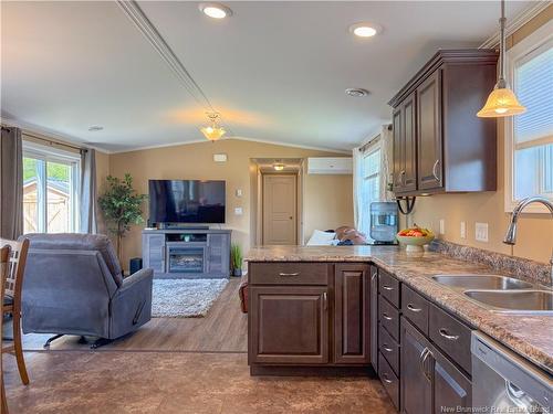 14 Ivory Crt, Woodstock, NB 