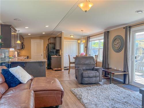 14 Ivory Crt, Woodstock, NB 
