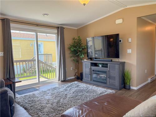 14 Ivory Crt, Woodstock, NB 