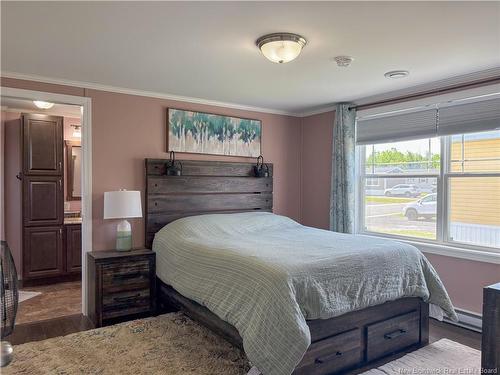14 Ivory Crt, Woodstock, NB 