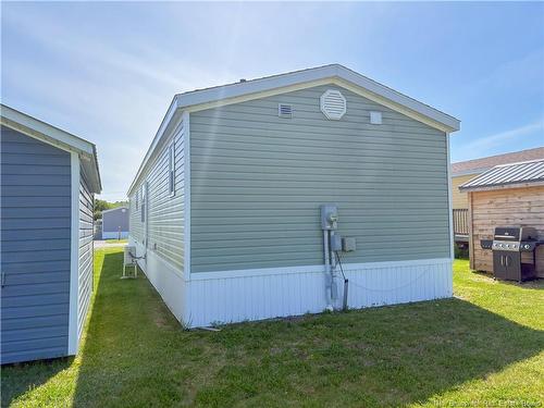 14 Ivory Crt, Woodstock, NB 
