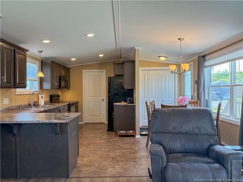 14 Ivory Crt, Woodstock, NB 