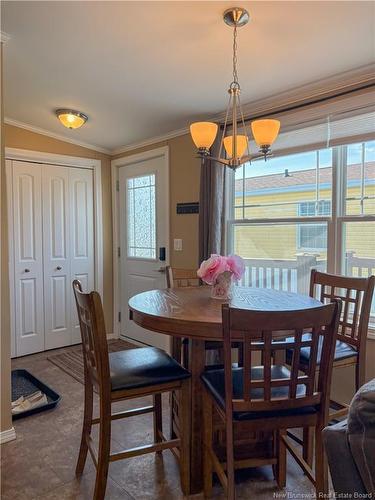 14 Ivory Crt, Woodstock, NB 