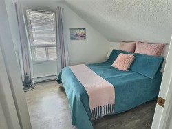 Bedroom - 
