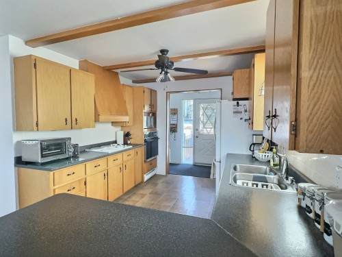 Cuisine - 123  - 123A Rue Monseigneur-Latulipe E., Rouyn-Noranda, QC - Indoor Photo Showing Kitchen With Double Sink