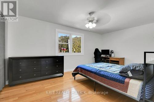 Second bedroom. All bedrooms are large. - 2750 Eldo Street, Ottawa, ON - Indoor Photo Showing Bedroom